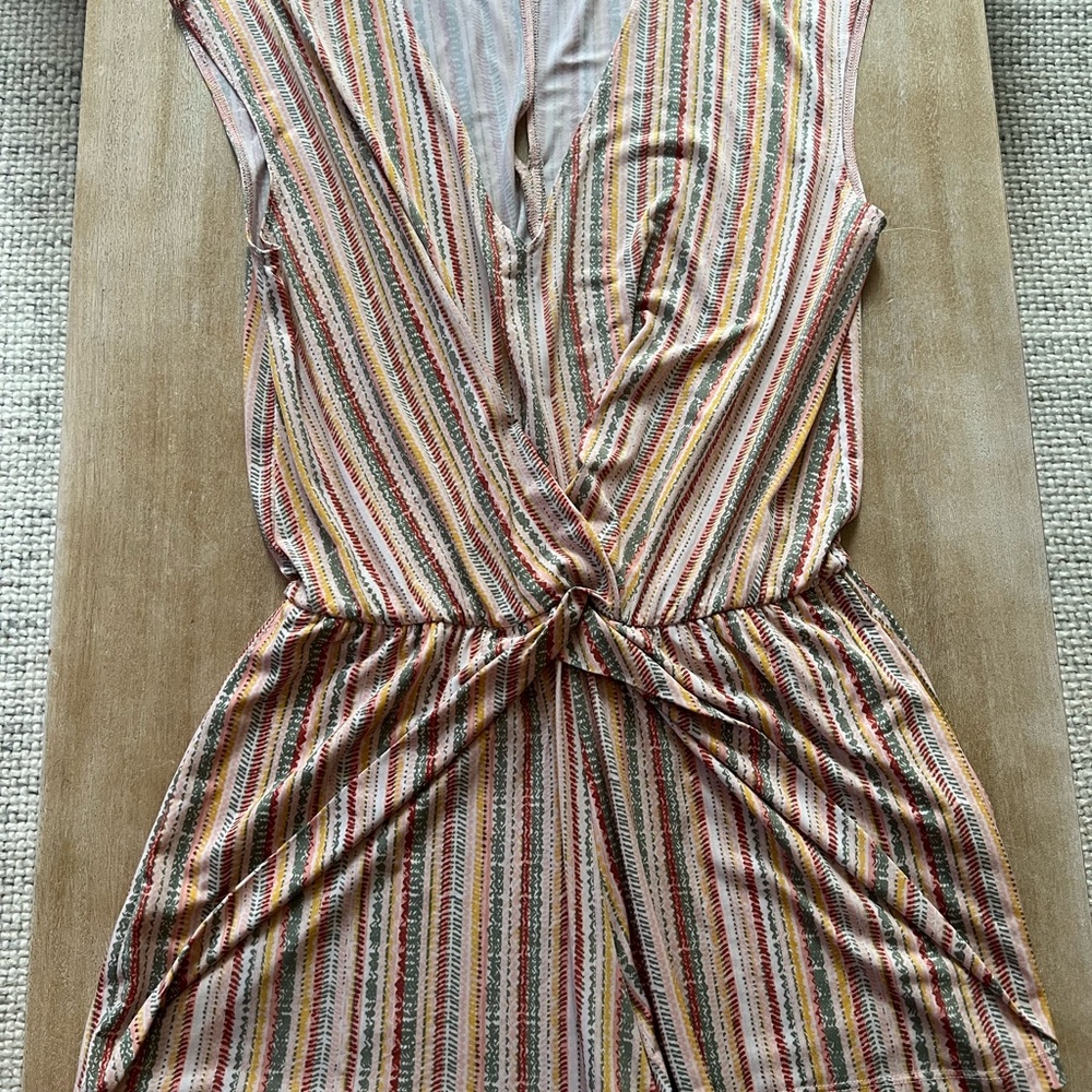 BCBGeneration Striped Sleeveless Shorts Romper - mint condition!